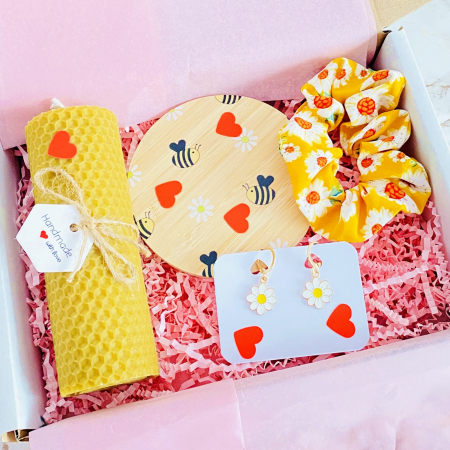 Set Cadou Lumanare & Cercei Margarete, Gift Box pentru femei, Seturi Cadou [1]