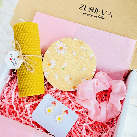 Set Cadou Lumanare & Cercei Margarete Albe, Gift Box pentru femei, Seturi Cadou [2]
