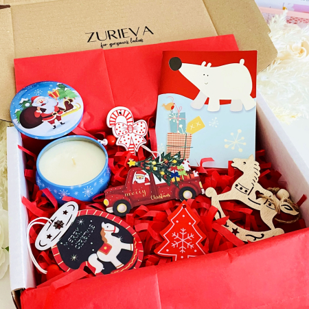 Gift Box Lumanare Parfumata Om Zapada Verde, Gift Box pentru femei, Seturi Cadou Secret Santa [5]