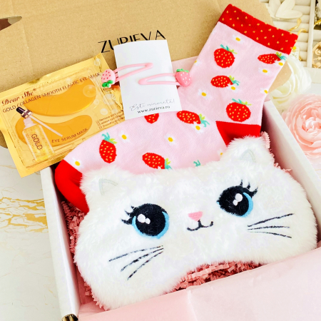 Gift Box Pisica & Capsuni, Gift Box pentru femei, Seturi Cadou [3]