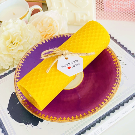 Lumanare Ceara Albine si Farfurie Portelan Vintage, Set Cadou Lumanari Handmade [0]