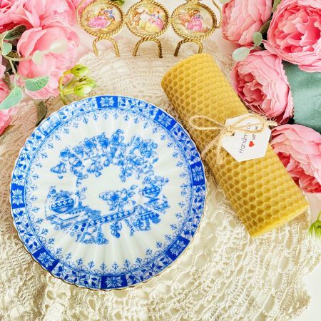 LUMANARI - Lumanare Ceara Albine si Farfurie Portelan Vintage, Lumanari Parfumate Handmade
