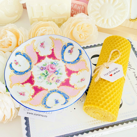 Lumanare Ceara Albine si Farfurie Portelan Vintage, Set Cadou Lumanari Handmade [2]