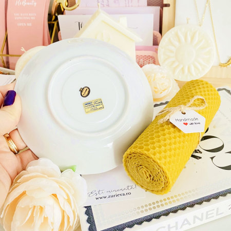 Lumanare Ceara Albine si Farfurie Portelan Vintage, Set Cadou Lumanari Handmade [5]
