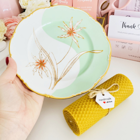 VINTAGE HOME - Lumanare Ceara Albine si Farfurie Portelan Vintage, Set Cadou Lumanari Handmade