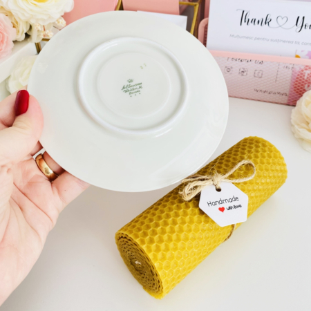 Lumanare Ceara Albine si Farfurie Portelan Vintage, Set Cadou Lumanari Handmade [3]