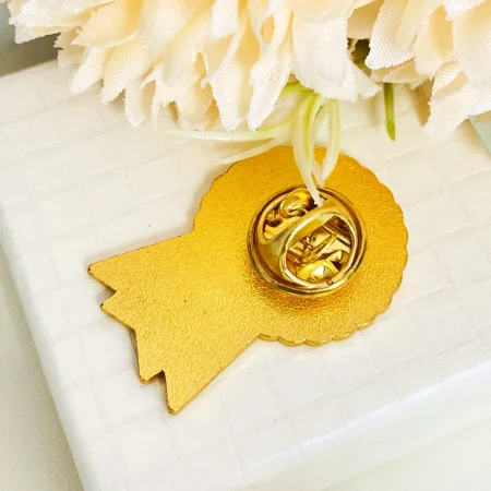 Martisor Brosa Pin Only Cried a Little, Bijuterii Femei, Martisoare Martie [3]