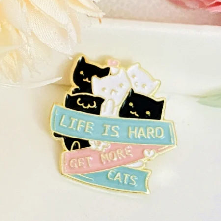 Martisor Brosa Pin Pisici Albe Negre, Bijuterii Femei, Martisoare Martie [1]