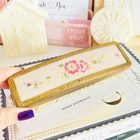 Perie Vintage - Broderie Flori, Decoratiuni Vintage [1]