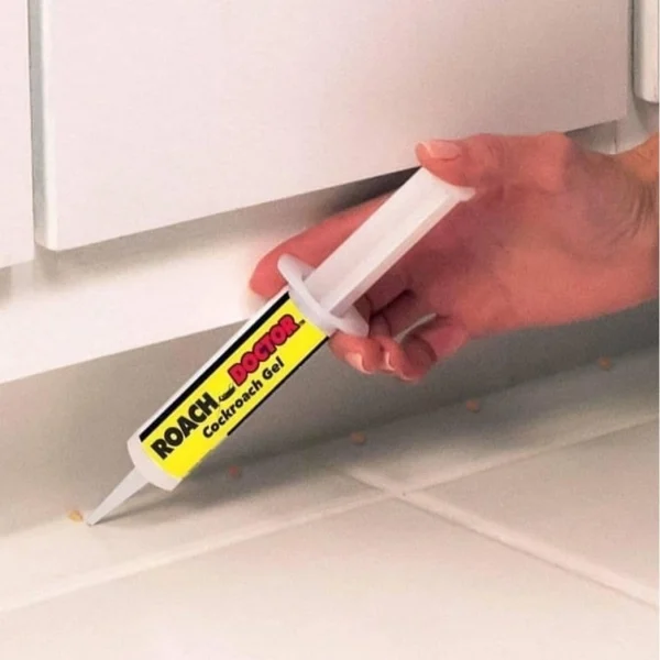 Gel insecticid pentru gândaci cu aplicator seringă, efect rapid asupra sistemului nervos, utilizare ușoară în interior [4]