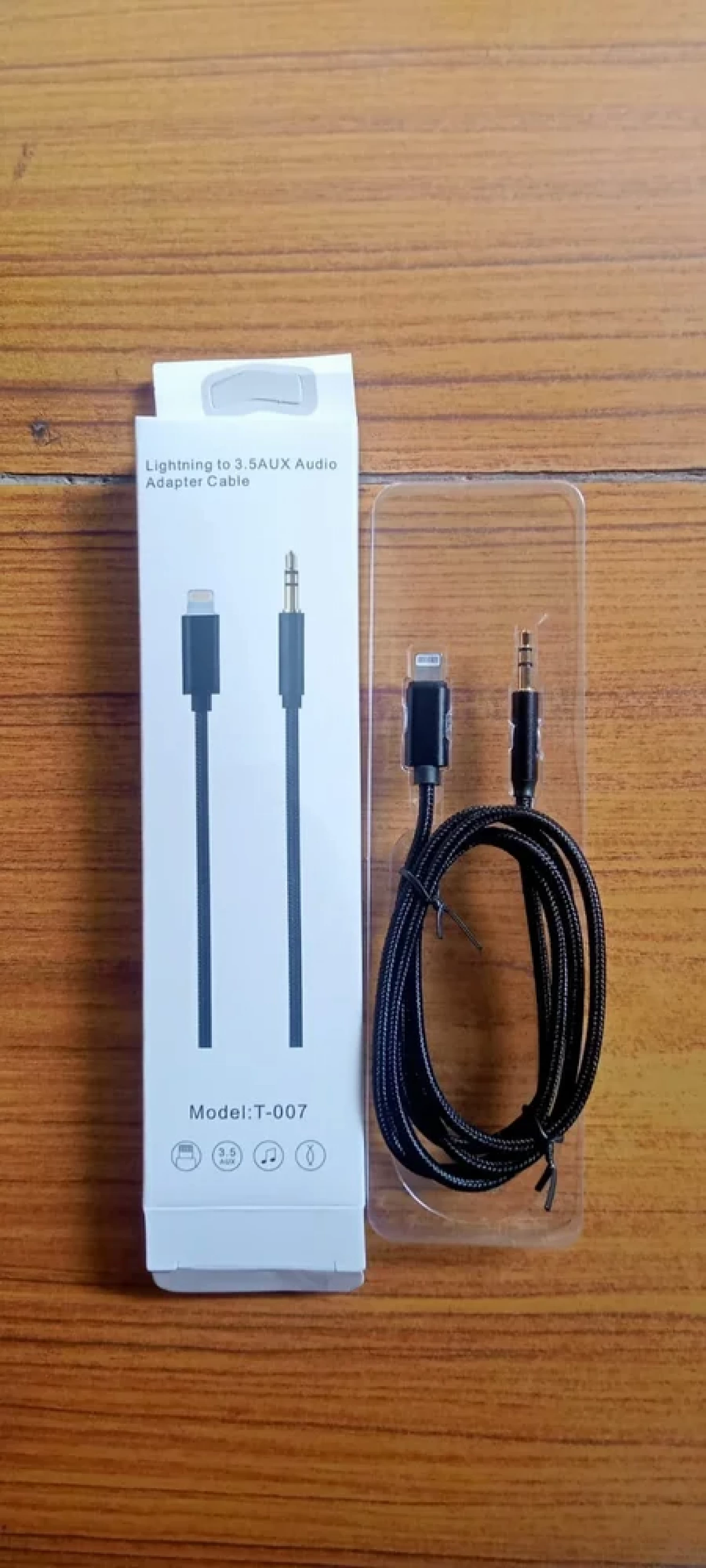 Cablu Adaptor T-007 iPhone Lightning la Jack 3.5mm AUX, Audio Hi-Fi, Compatibil iOS, Negru [2]