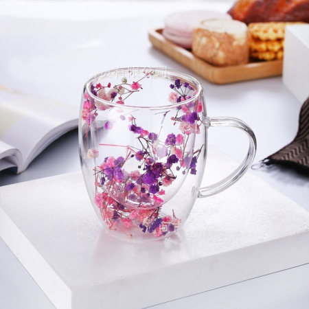 Otthon és Konyha - Szárított Virágos Bögre Kettős Fallal és Hőszigeteléssel – Tartós Kemény Műanyag, 250 ml, Elegáns Rózsaszín-Lila Design