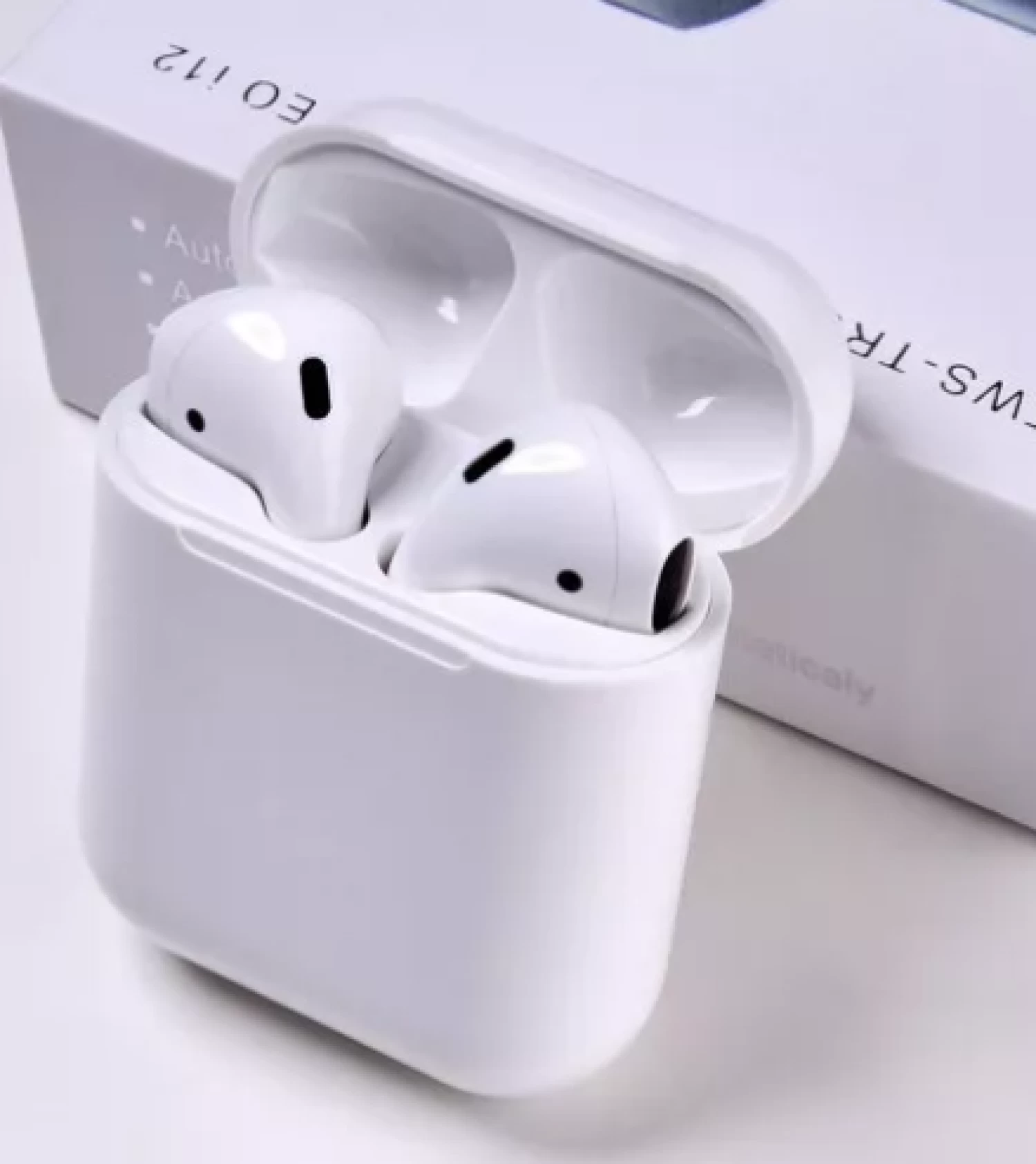 Accesorii Telefoane - Căști Wireless i12, True Wireless, Bluetooth 5.0, Design Ergonomic, Cutie de Încărcare Portabilă, Sunet Clar cu Bass Puternic, Control Tactil, Compatibilitate Universală