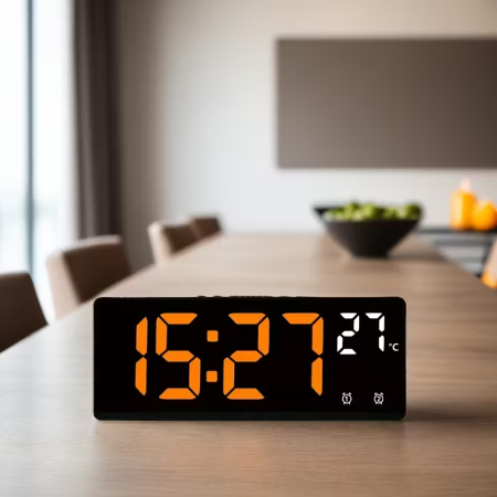 Ceas Digital LED pentru Masă sau Perete, Afișaj LED Roșu, Calendar, Termometru și Cronometru Integrate, Alarmă cu Funcție Snooze, 2 Moduri de Iluminare, Format Oră 12/24H, Dimensiuni 24 × 9 cm [1]