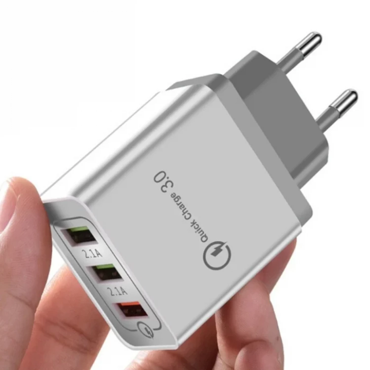 Încărcător Priză USB Multiplu cu 3 Porturi 2.1A, Quick Charge 3.0 - Încărcare Rapidă, Protecție Completă, Design Compact și Portabil, Ideal pentru Smartphone-uri și Tablete, Alb [3]
