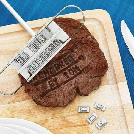 Ștanțator carne grătar cu 52 litere, metal cu mâner din lemn, pentru marcarea fripturii, rezistent la temperaturi ridicate, argintiu [7]