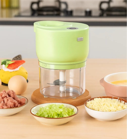 Casa si Bucatarie - Tocător Electric Multifuncțional 500 ml, Robot de Bucătărie Reîncărcabil, Dimensiuni 15x10 cm, Tăiere Rapidă și Uniformă pentru Legume, Carne și Condimente, Design Compact și Practic