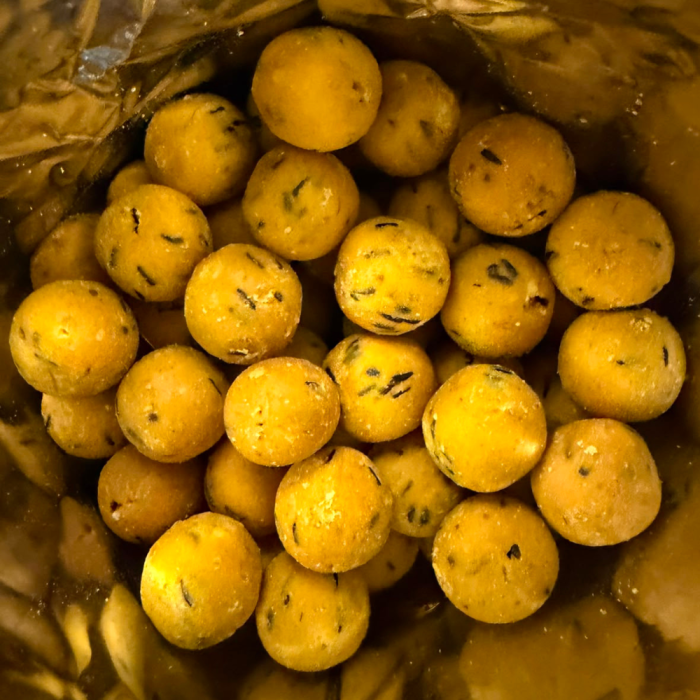 Pachet Promoțional Pescuit la Boilies – 3 kg Boilies și 3 Monturi Elicopter | 24Baits [5]