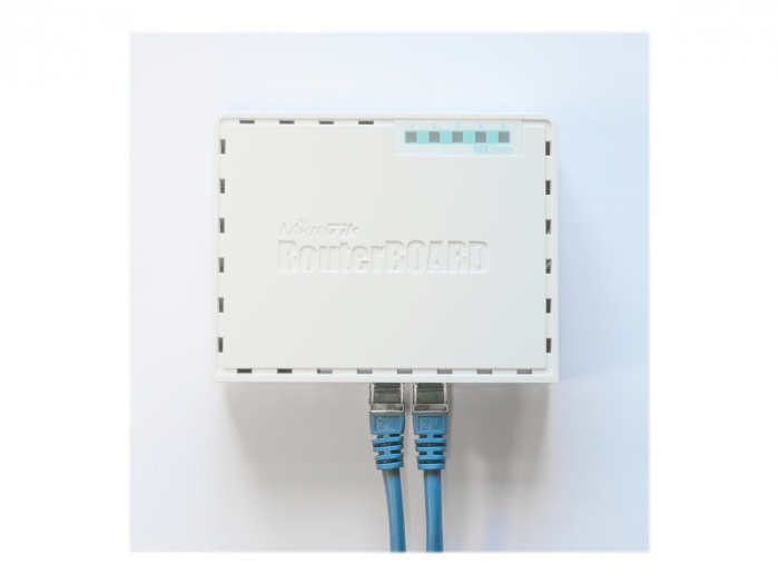 Router MikroTik RB750Gr3 hEX [3]