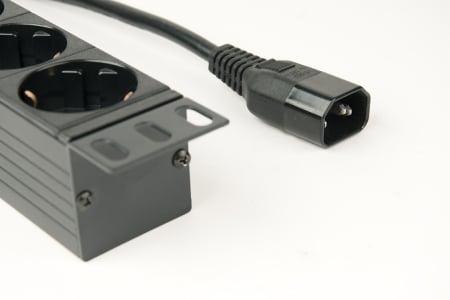 Prelungitor GEMBIRD PDU C14 la 8 x Schuko 3m 1U 10A EG-PDU-014-C14 [2]