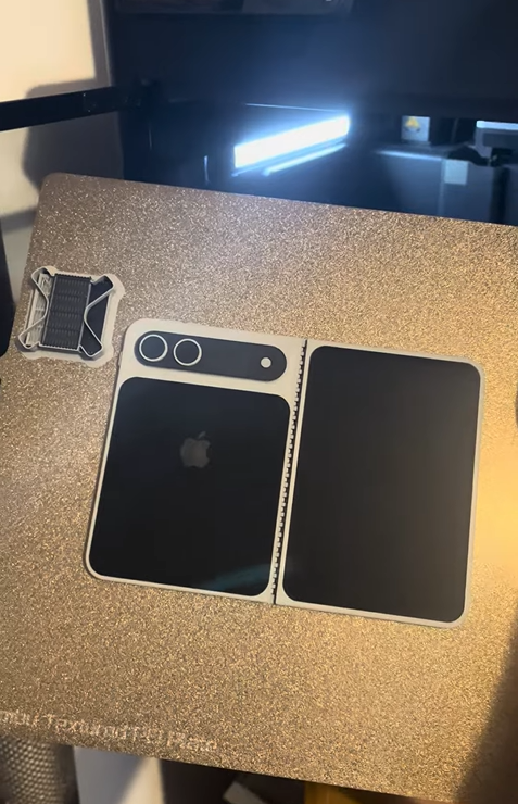 iPhone Fold – concept printat 3D cu Bambu Lab | Timelapse