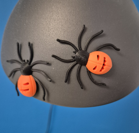 Păianajen de Halloween cu magnet. [1]