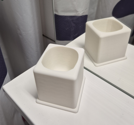 Pentru birou - Suport pentru aparat de ras Philips i9000 Prestige