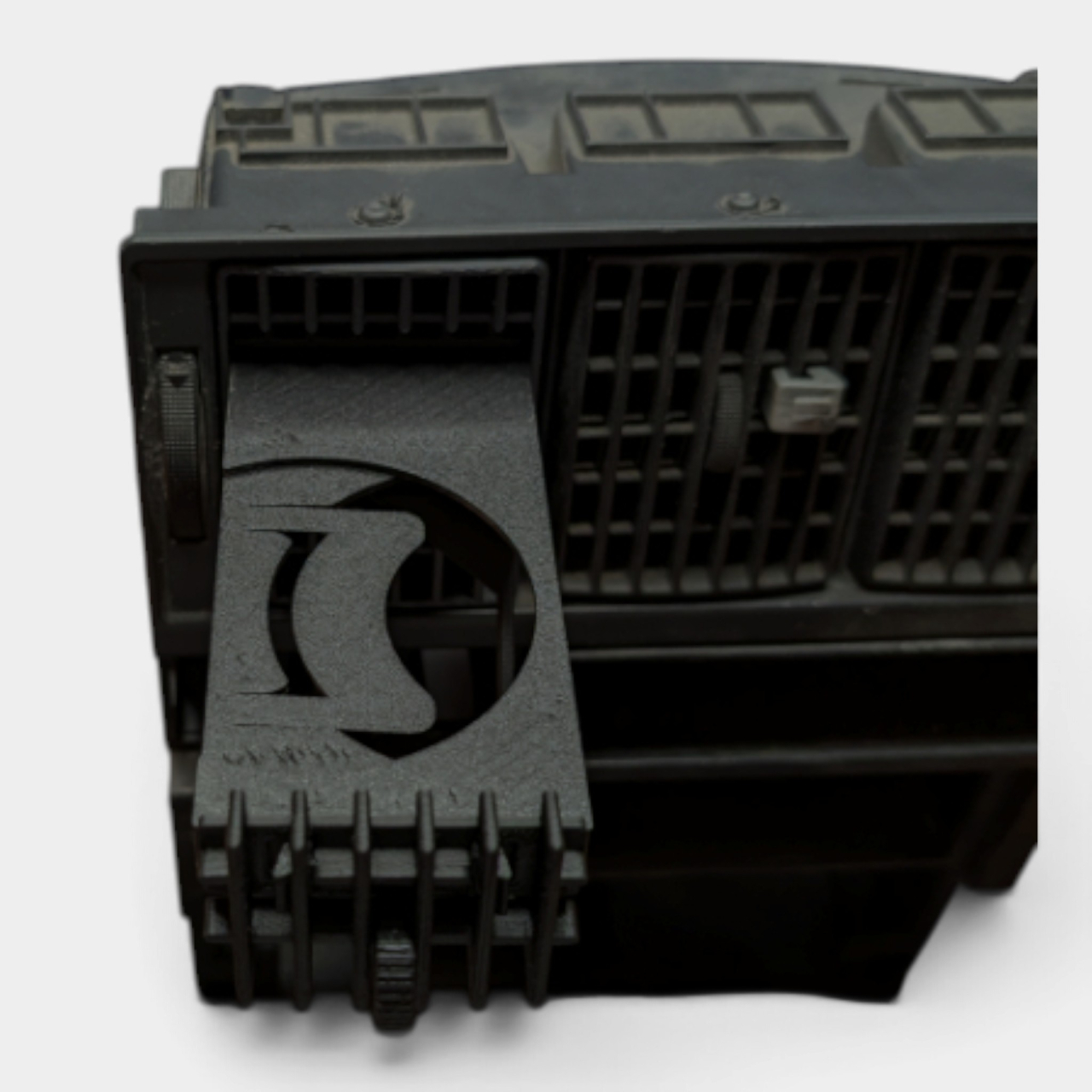 Suport Pahare Retractabil pentru Grilă Ventilație - Audi 80 B4 [2]
