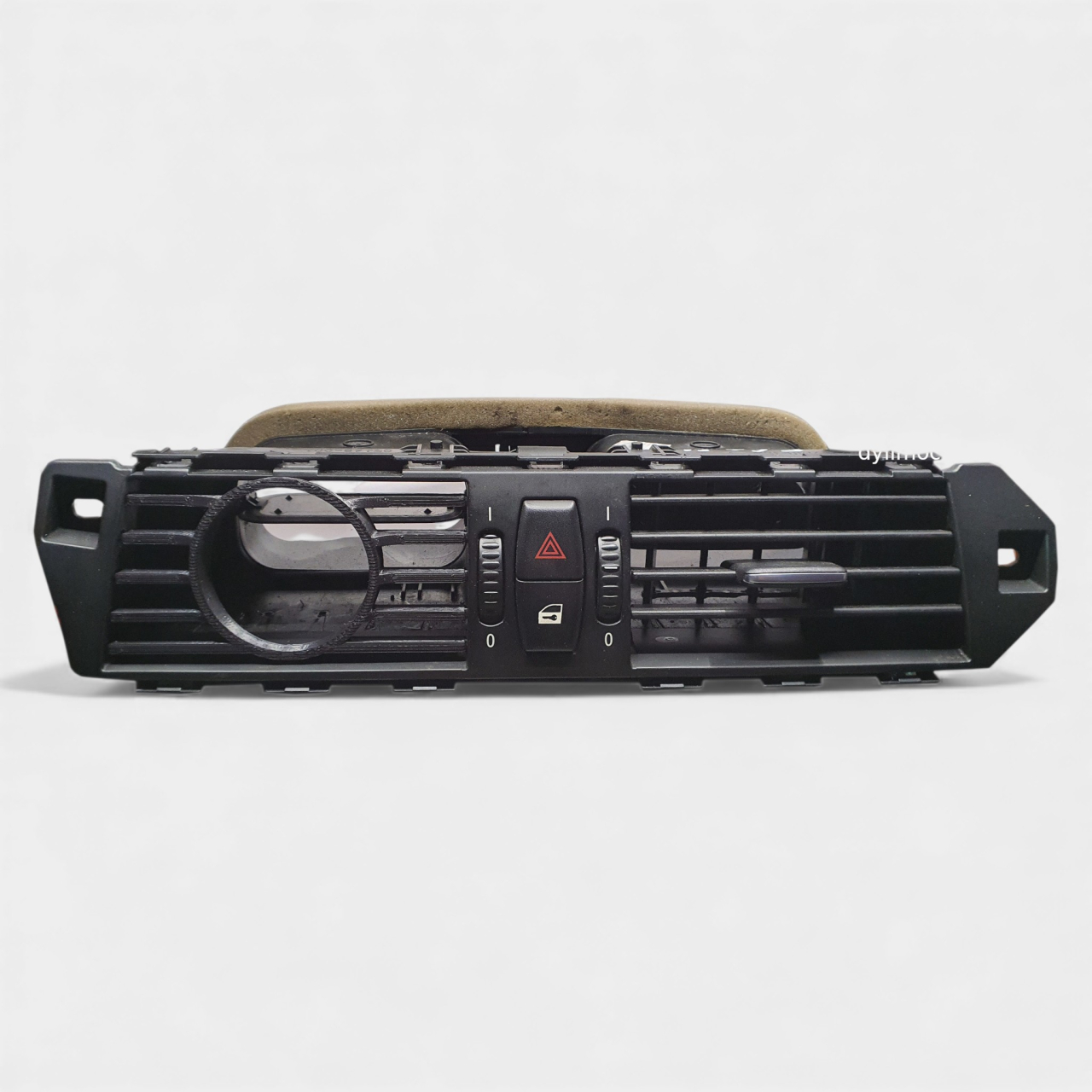 Adaptor Grilă Centrală pentru Ceas Boost - BMW Seria 5 E60 / E61 [2]