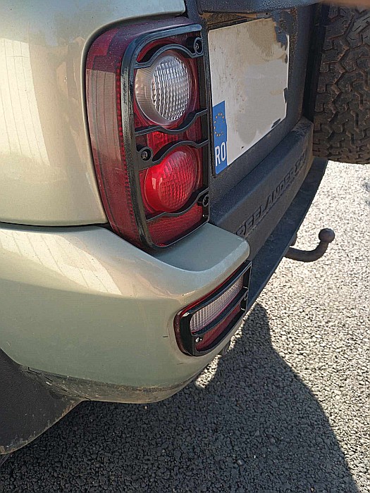 Set doua grile protecție stopuri Land Rover Freelander 1 Facelift [6]