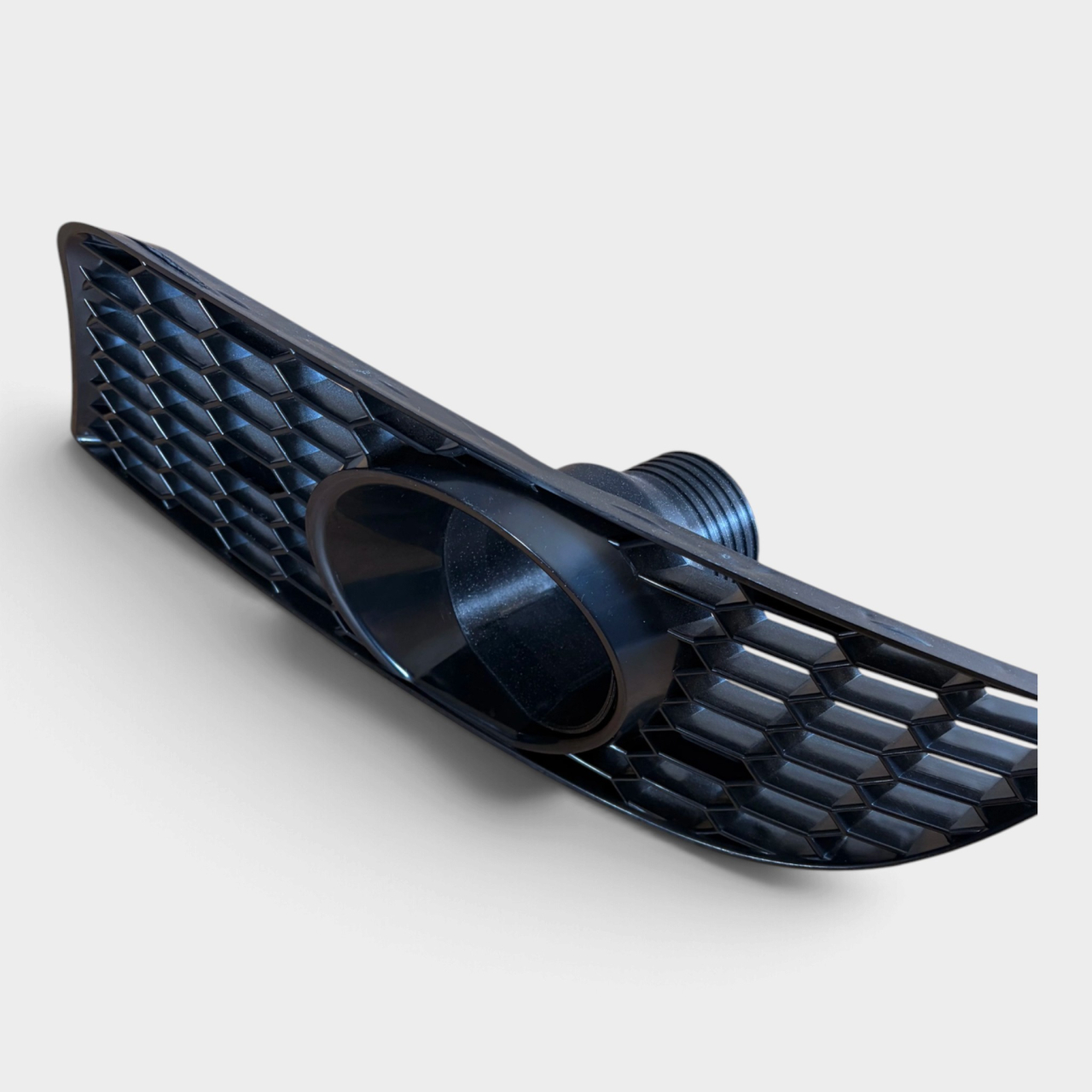 Insert răcire frâne BMW E90 montat în grila proiectorului, ieșire furtun 60 mm [3]