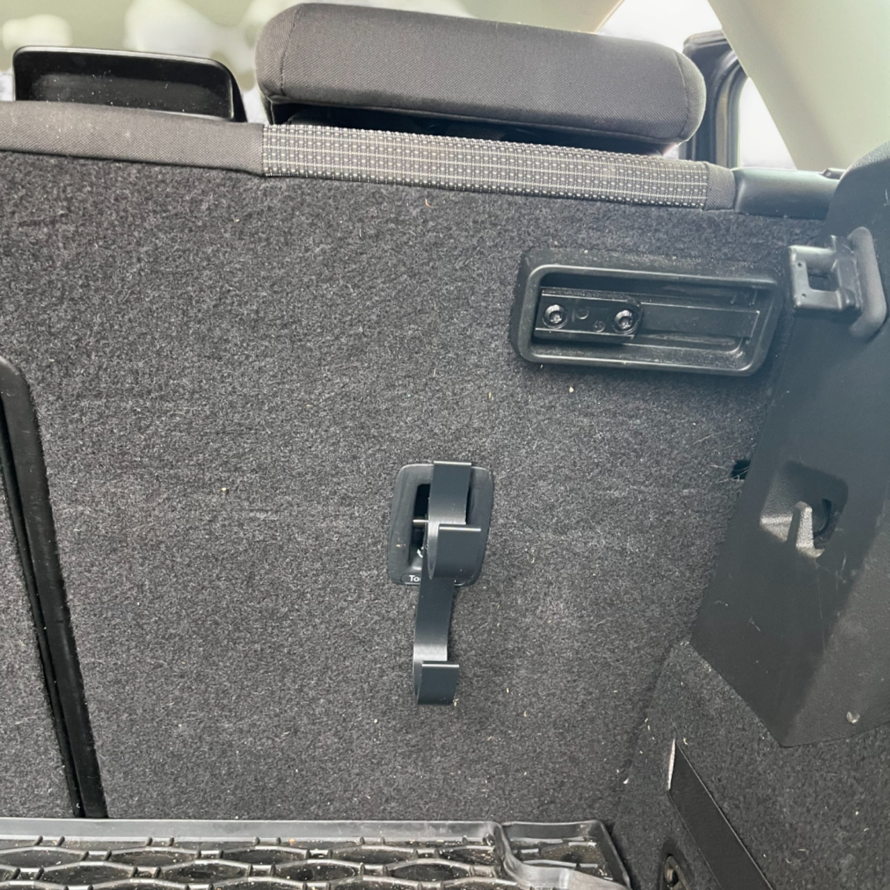 Set Suport Umbrelă / Organizator Portbagaj - Prindere ISOFIX [2]