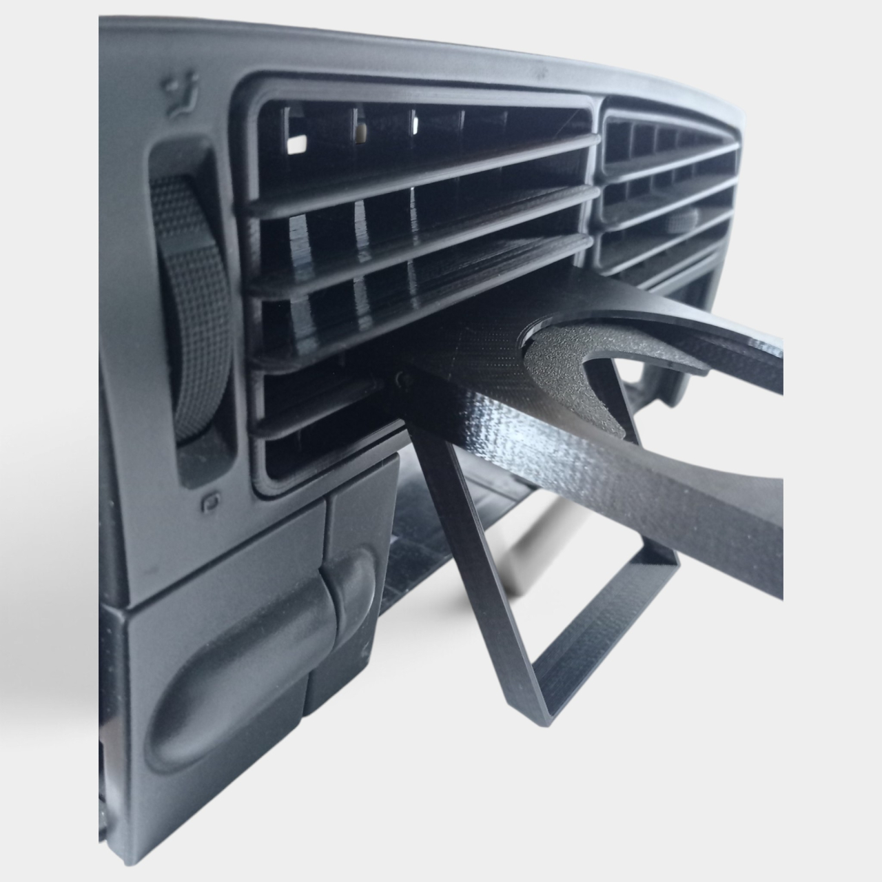 Suport Pahare Retractabil pentru Grilă Ventilație (Stealth Cup Holder) - VW Golf 3 MK3 Centru Stânga [3]