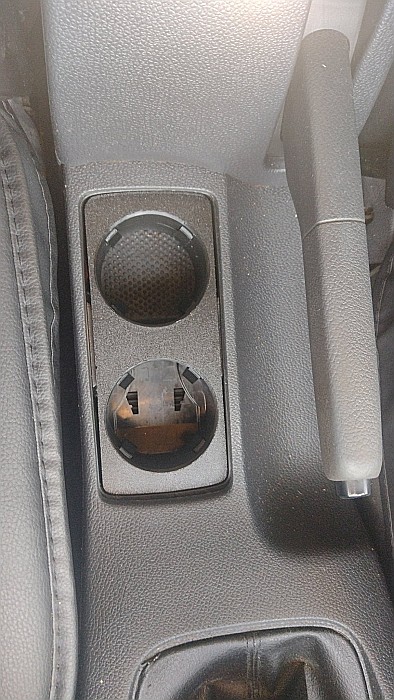 Suport pahare VW Golf 5/6 [1]