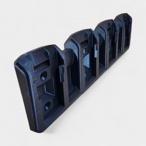 Suport 4 acumulatori DeWalt [1]