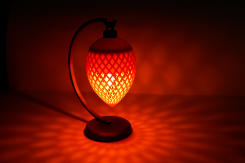 Cat2 - Lampa suspendata cu lumanare led - Meshed Cone