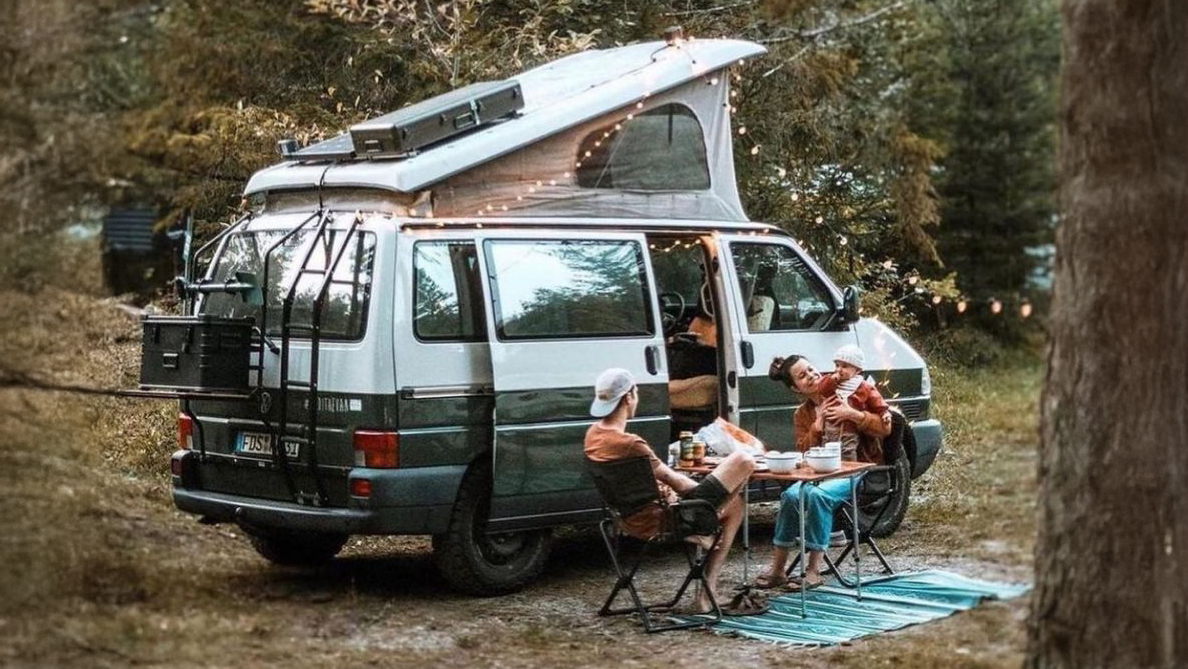 Setup simplu de Overlanding cu un VW Transporter