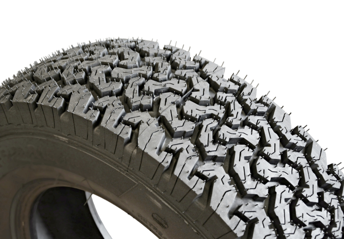 Anvelopă All-Terrain EQUIPE BF 205/70-R15 115/113Q [2]
