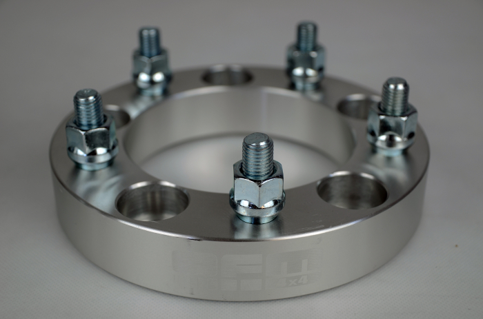 Flanșă distanțier roată 30 mm 5x139.7 Suzuki / Lada Niva [1]