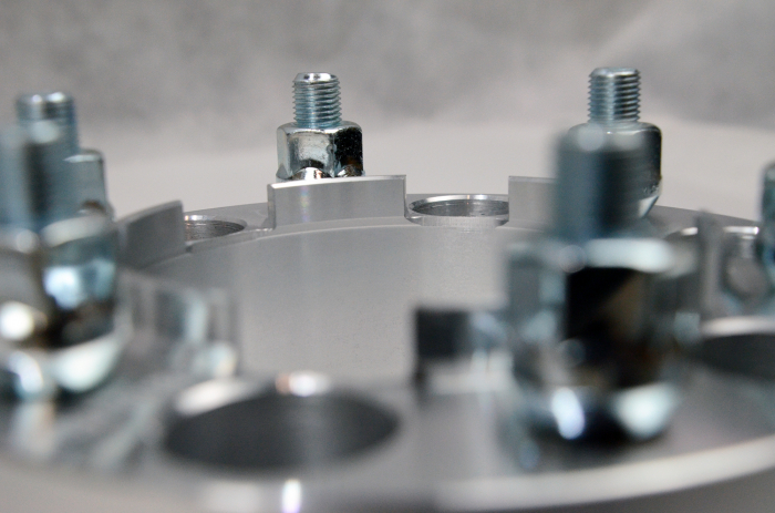 Flanșă distanțier roată cu inel centrare decupat 50 mm 6x139.7 Nissan Patrol [3]