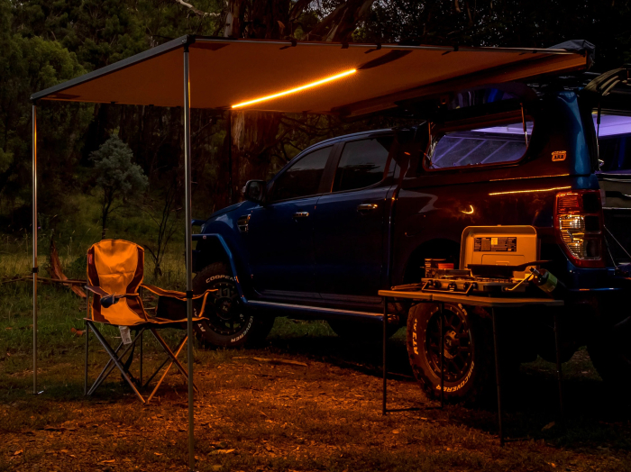 Marchiză auto ARB Touring 2.5x2.5 m cu husă PVC și iluminare LED [3]