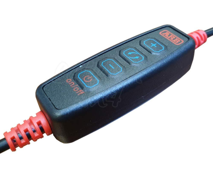 Marchiză auto ARB Touring 2.5x2.5 m cu husă PVC și iluminare LED [9]