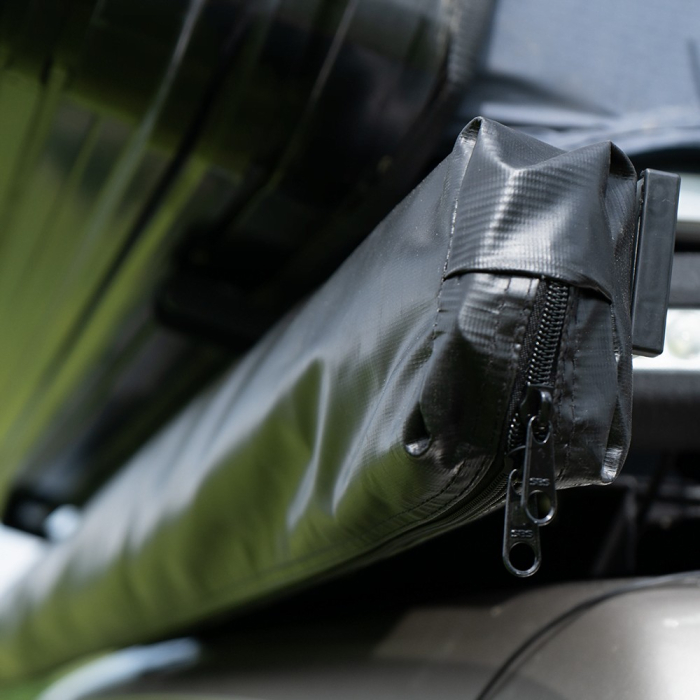 Marchiză auto OVERLANDER 2.5x2.5 m cu husă PVC [13]