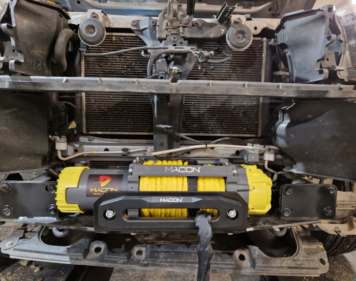 Placă troliu dedicată Toyota Hilux Revo 2015-2018 [3]
