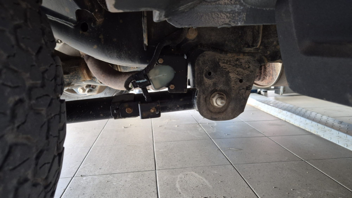 Scut de protectie din aluminiu pentru senzorul bratului de suspenșie spate Ford Ranger Raptor 2023-2026 - Aluminiu 3 mm [4]