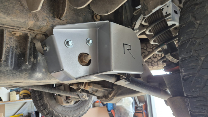 Scut de protectie din aluminiu pentru senzorul bratului de suspenșie spate Ford Ranger Raptor 2023-2026 - Aluminiu 3 mm [11]