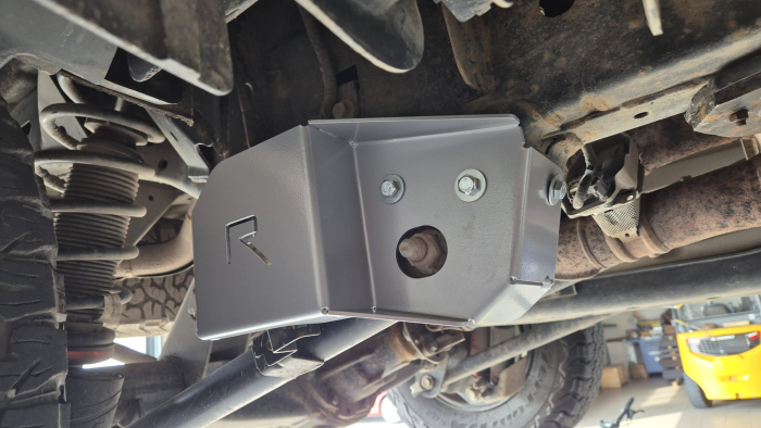 Scut de protectie din aluminiu pentru senzorul bratului de suspenșie spate Ford Ranger Raptor 2023-2026 - Aluminiu 3 mm [7]