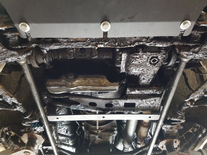 Scut motor Nissan Terrano II 1992-2007 - Oțel 3 mm [8]