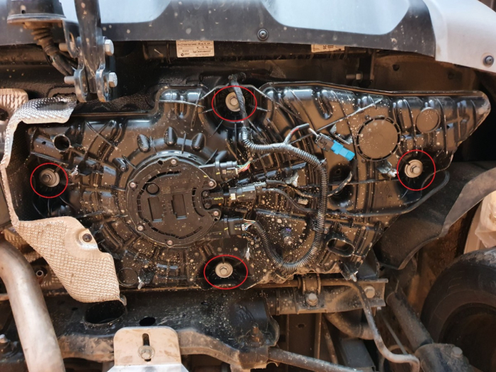 Scut rezervor AdBlue Dacia Duster 2018-2024 - Oțel 2 mm [4]
