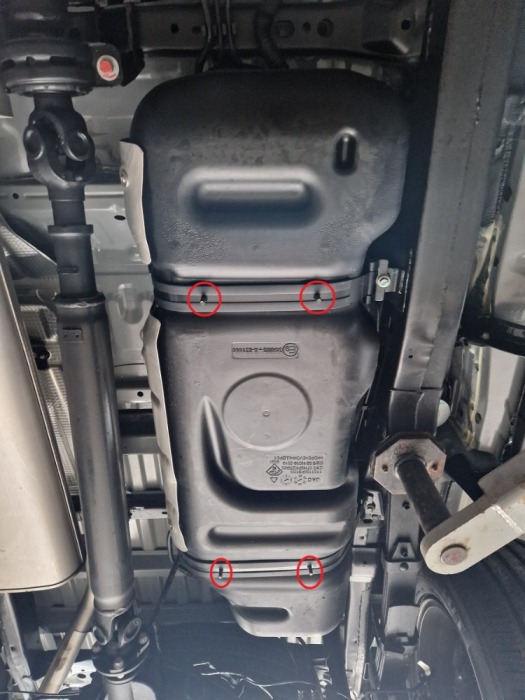 Scut rezervor Toyota Hilux 2004-2015 - Oțel 2 mm [4]